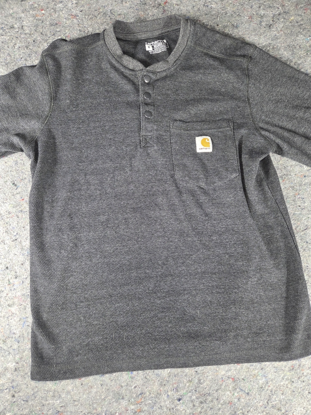 Carhartt 104429 Men’s Medium Relaxed Fit Heavyweight Thermal Henley Shirt Gray